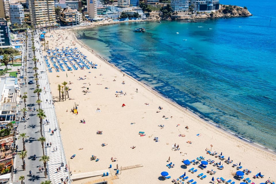 Nearby landmark, Off site, Day, Neighbourhood, Natural landscape, Beach, City view, Sea view, sunbed