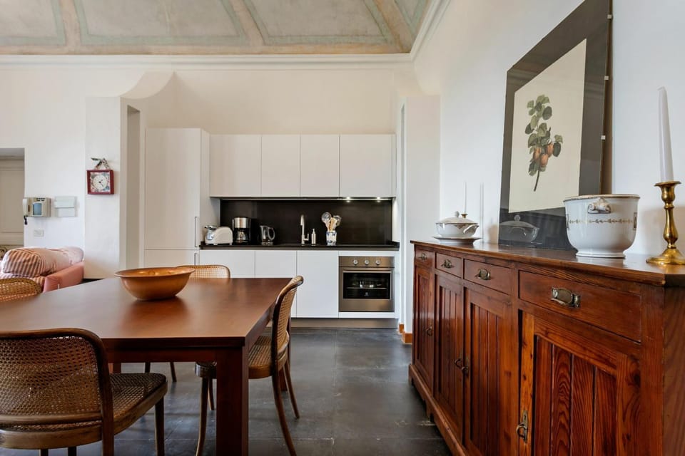 Kitchen or kitchenette, Living room, Dining area, Bedroom