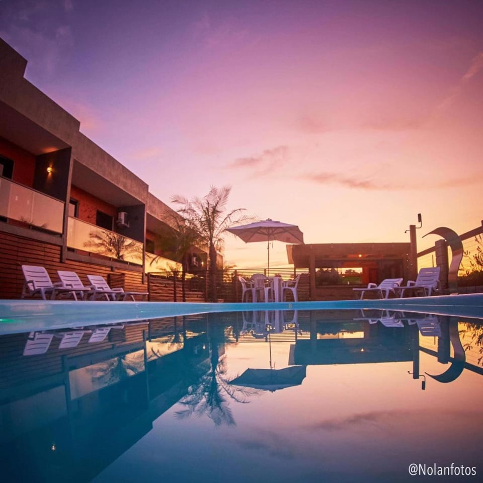 Swimming pool, sunbed