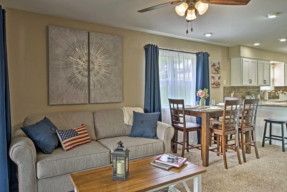 Branson Condo on Golf Course w/ Pool Access! House in Ozark Mountains