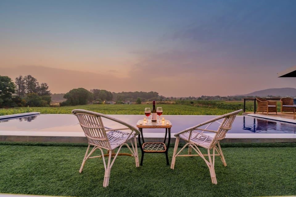 Property building, Patio, Day, Natural landscape, View (from property/room), Pool view, Swimming pool, Swimming pool, Sunset