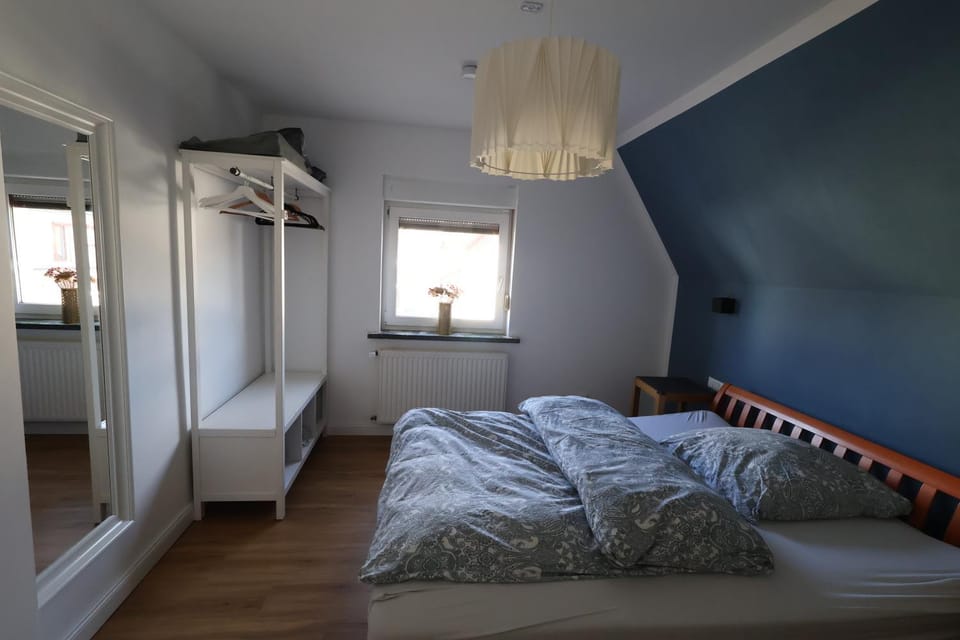 Bed, Bedroom, wardrobe