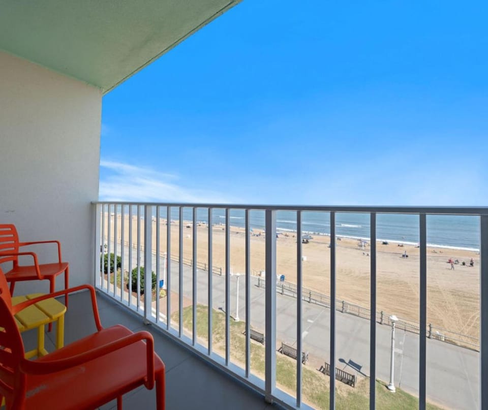 View (from property/room), Balcony/Terrace, Sea view