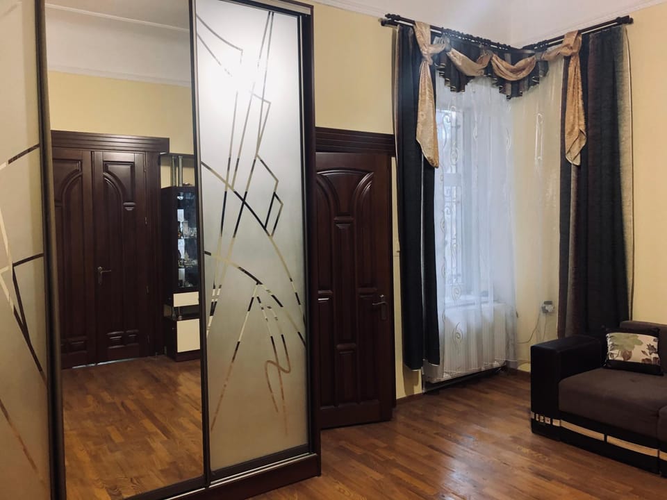 Communal lounge/ TV room, Living room