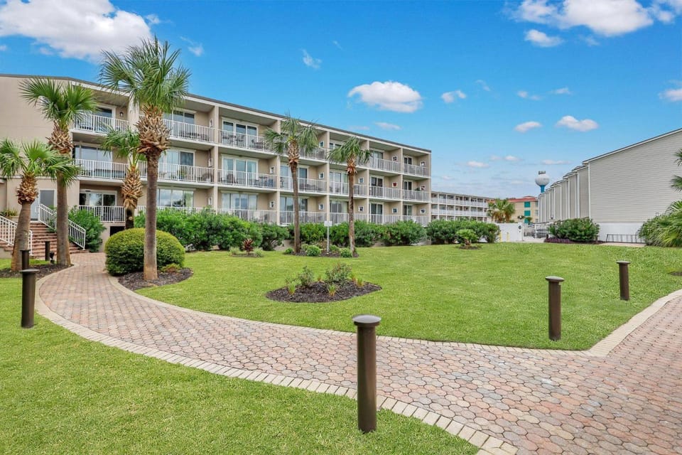 Beachside Colony Unit 613 House in Tybee Island