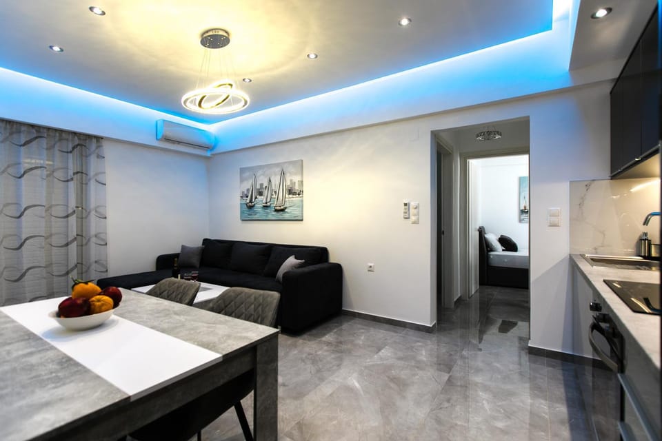 Kitchen or kitchenette, Living room, Dining area