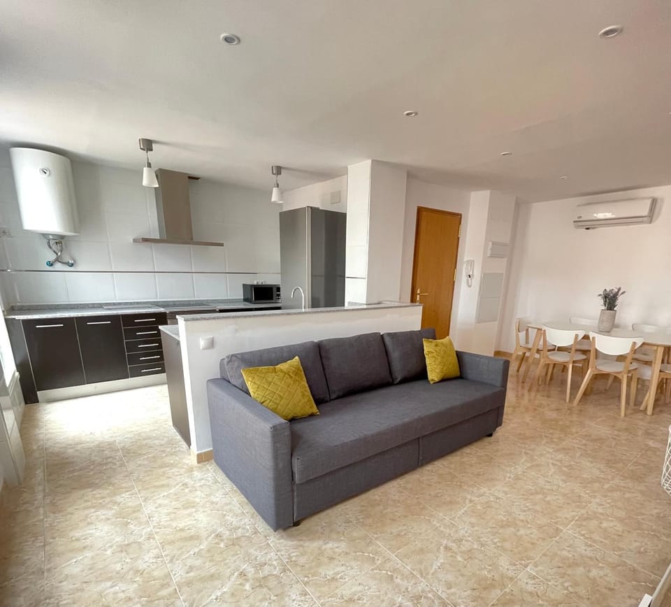 Living room, stove, air conditioner