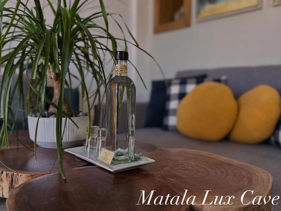 MATALA * LUX CAVE Villa in Crete