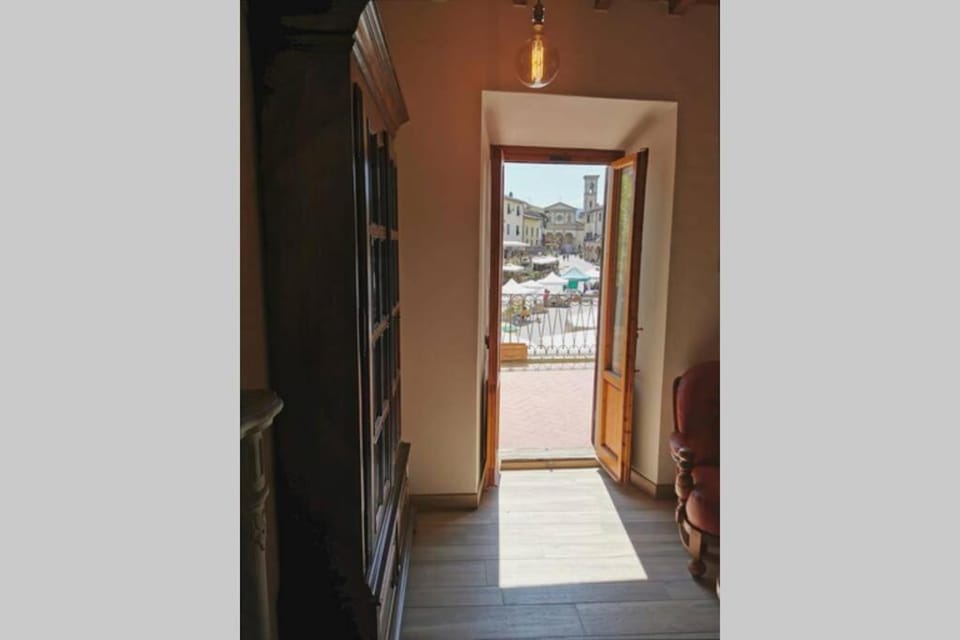 Casa Alda - magica vista sulla Piazza di Greve Apartment in Greve in Chianti