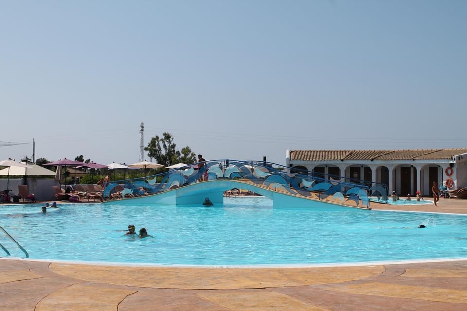 Swimming pool, Swimming pool