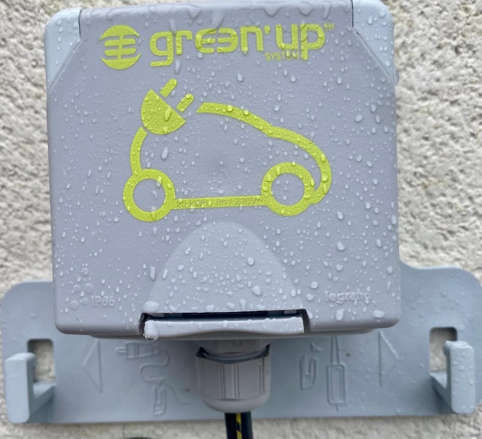 Cocon de douceur proche gare V électrique Bed and Breakfast in Brittany