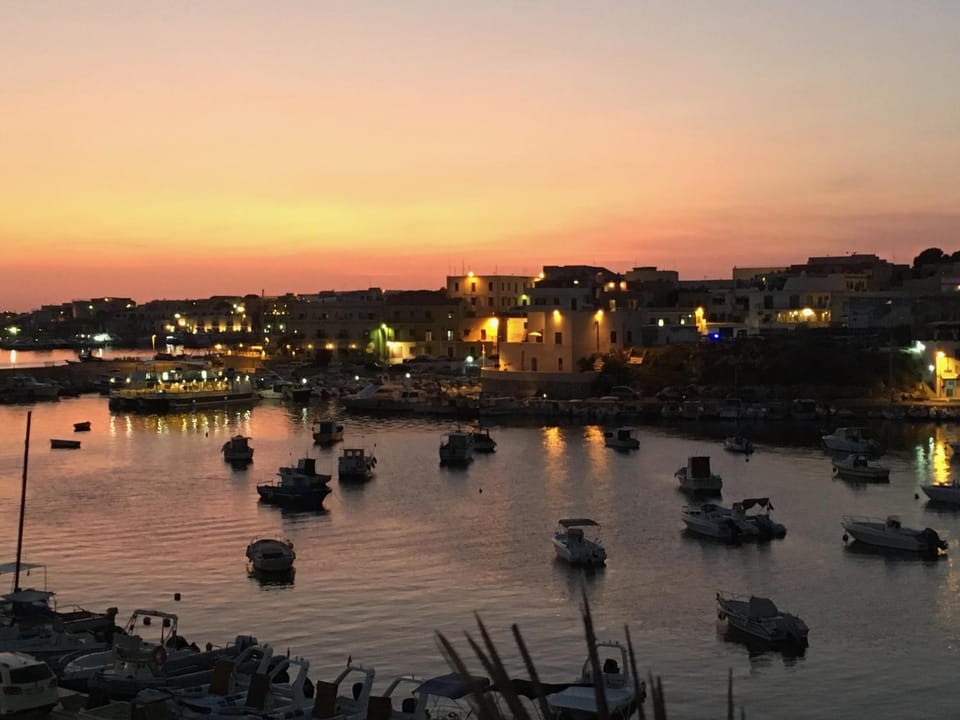View (from property/room), Balcony/Terrace, Sea view