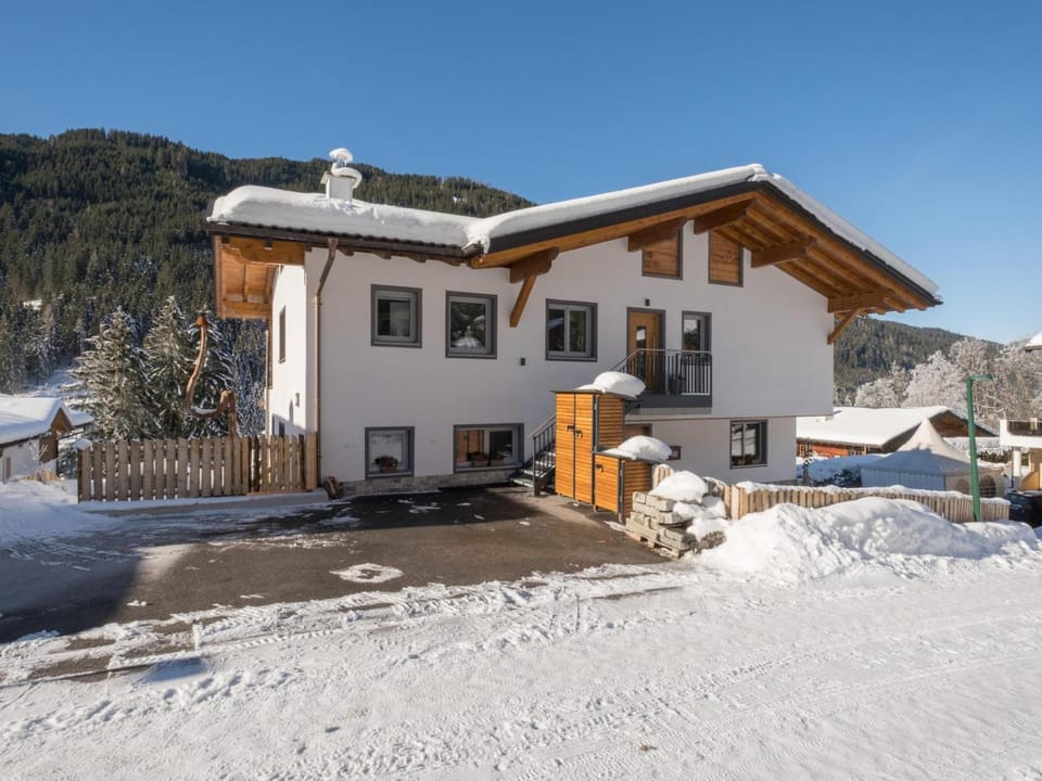 Property building, Winter
