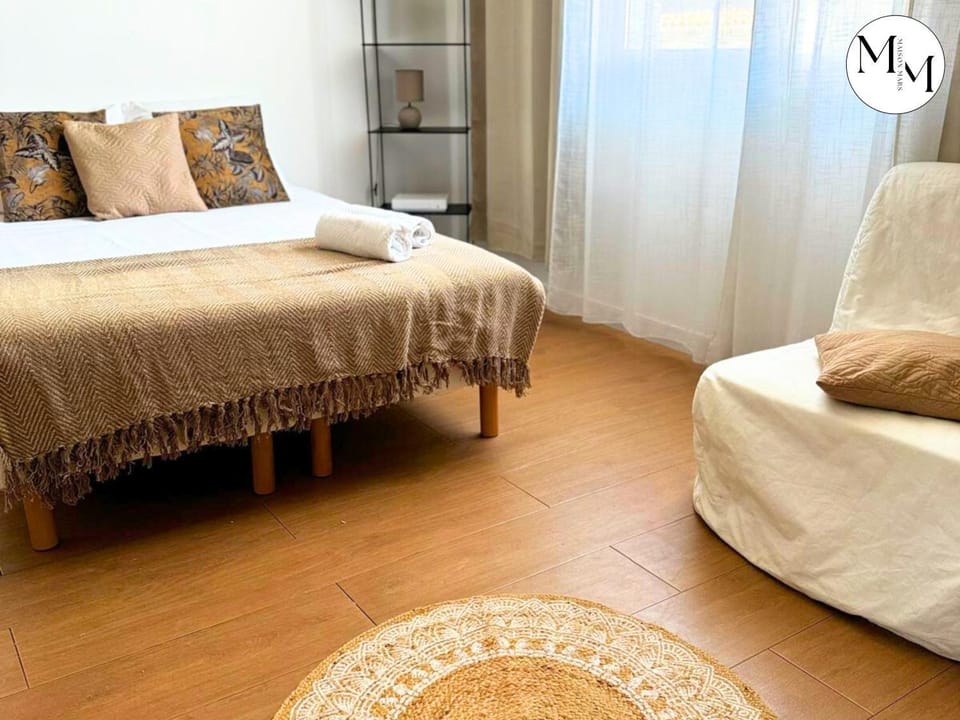 Studio Déco Blancarde 2-3 pers Terrasse Parking Clim Apartment in Marseille