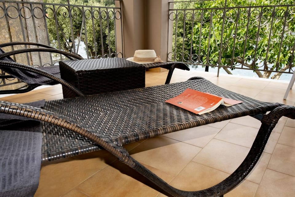 Patio, Sea view