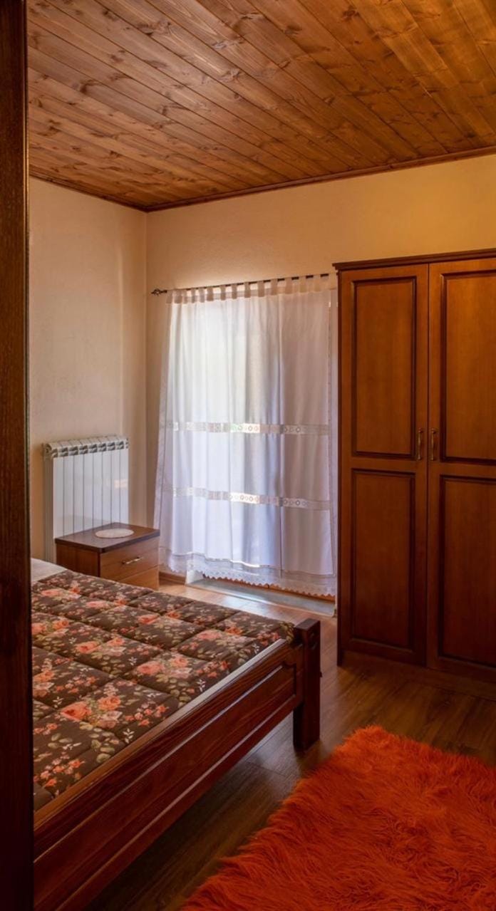 Bujtina Hadër Xhebro Hostel in Vlorë County, Albania