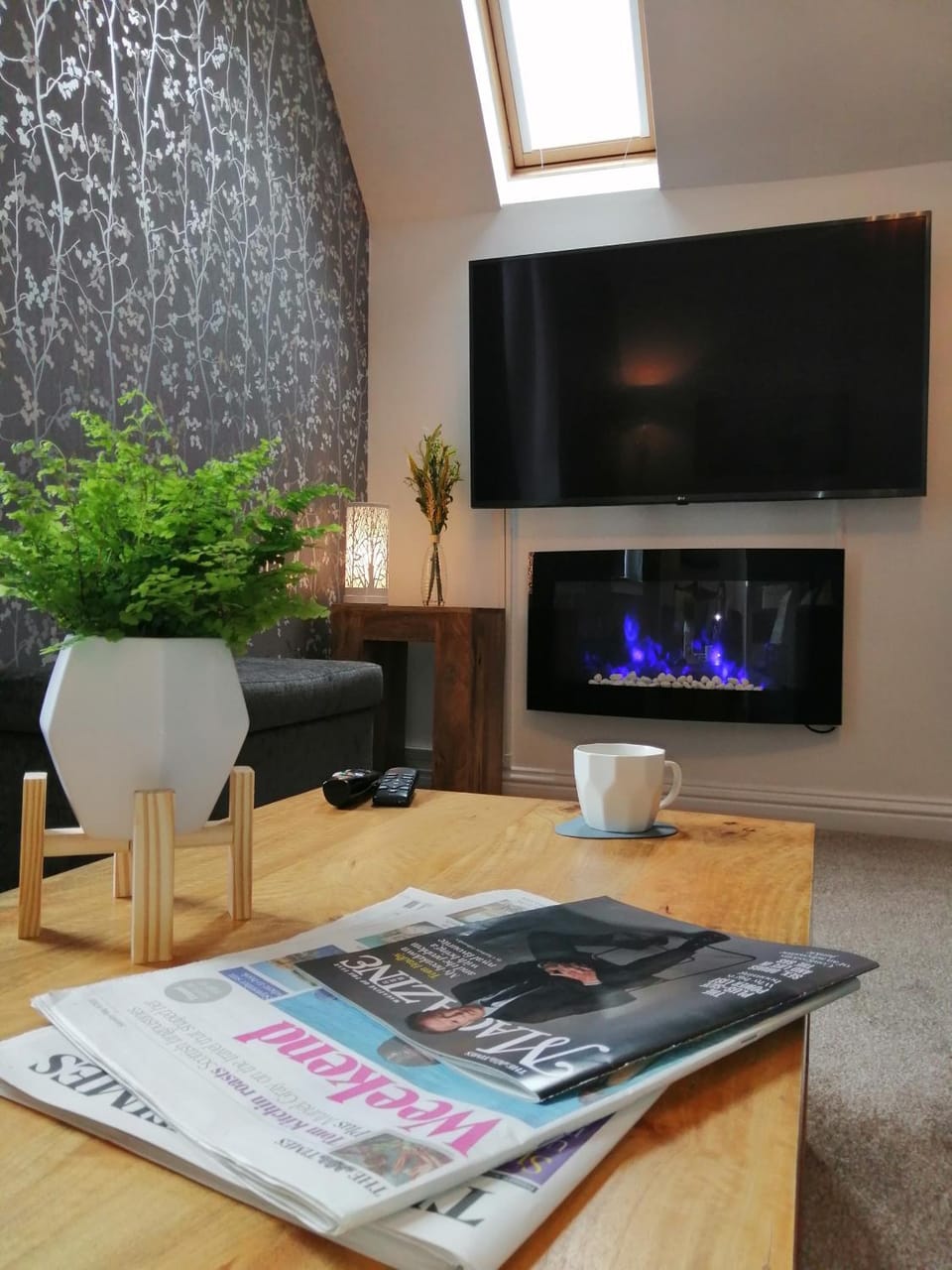 TV and multimedia, Living room, Seating area