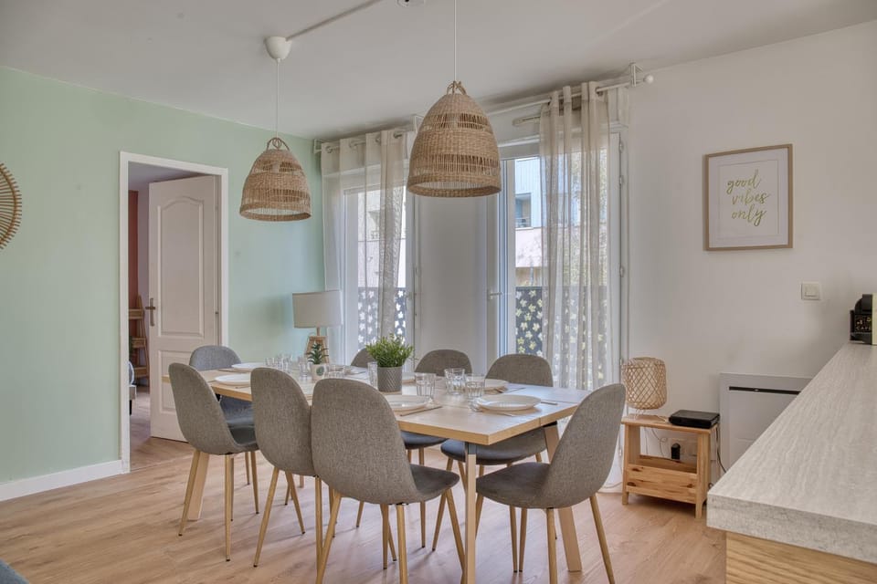 Le Duplex - Disneyland - Parking - Rooftop - Wifi Apartment in Chessy