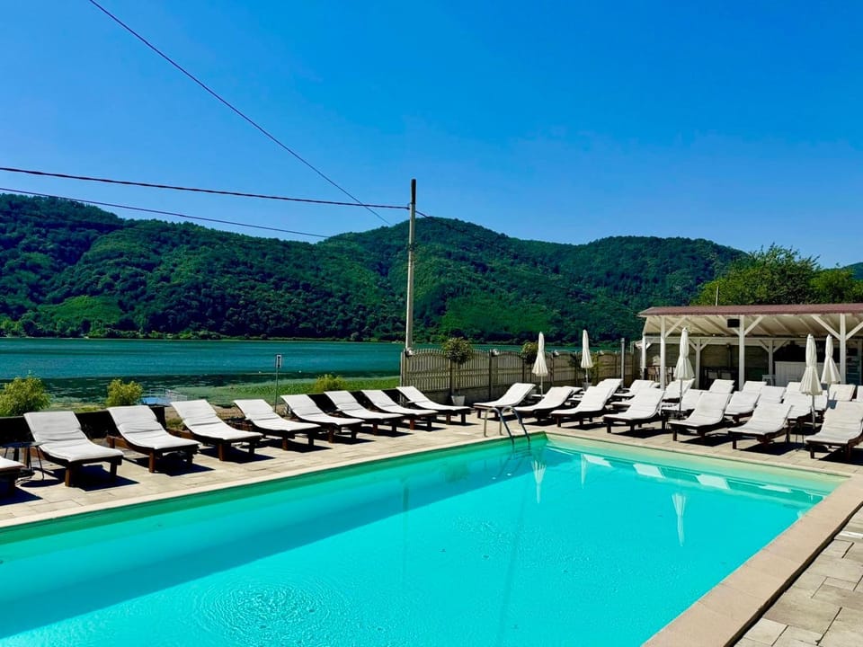 Day, Natural landscape, Lake view, Pool view, Swimming pool, sunbed