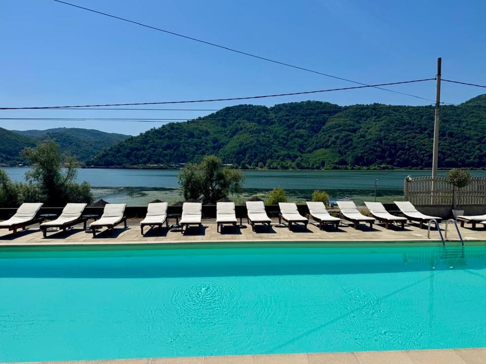 Natural landscape, Lake view, Pool view, Swimming pool, sunbed
