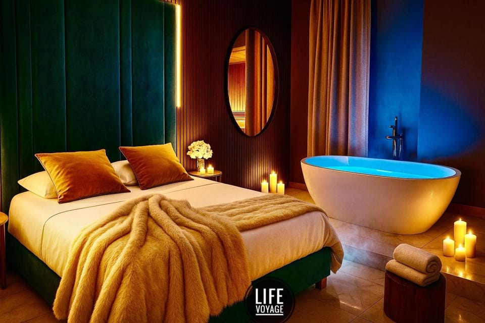 Hot Tub, Photo of the whole room
