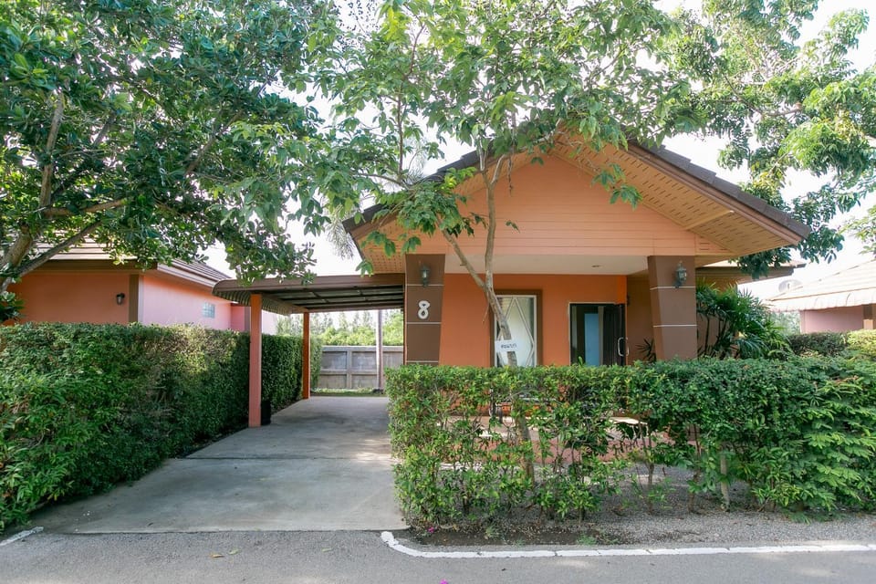 Property building, Garden view