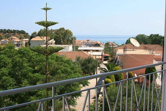 View (from property/room), Balcony/Terrace