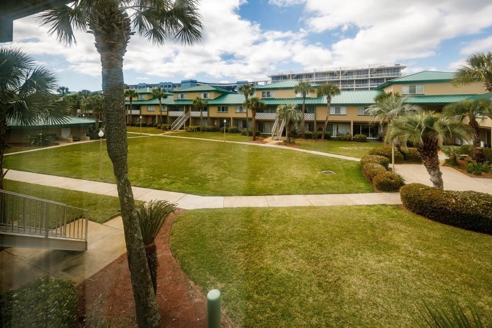 Seaspray Condos 103A House in Okaloosa Island