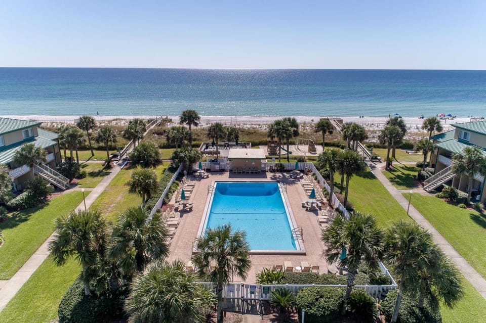 Seaspray Condos 104A House in Okaloosa Island