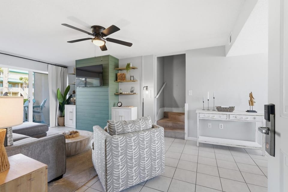106B - 1BR/1 Bath at Seaspray Condos on Okaloosa Island, Fort Walton Beach, Fl House in Okaloosa Island