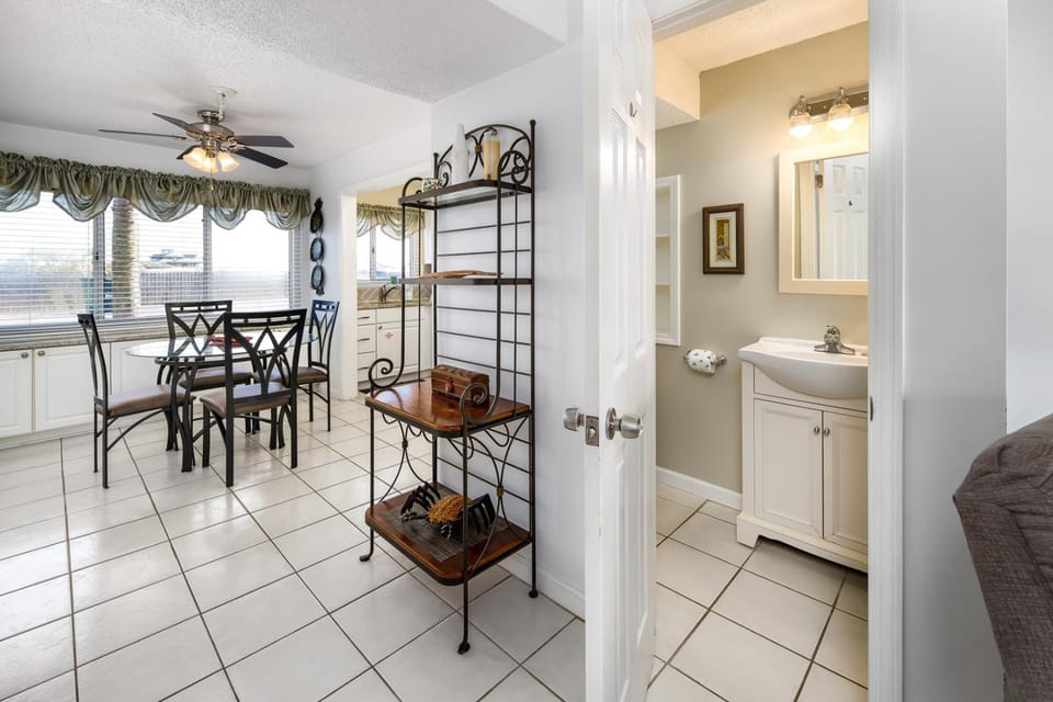 111A - 1BR/1.5 Bath at Seaspray Condos on Okaloosa Island, Fort Walton Beach, Fl House in Okaloosa Island