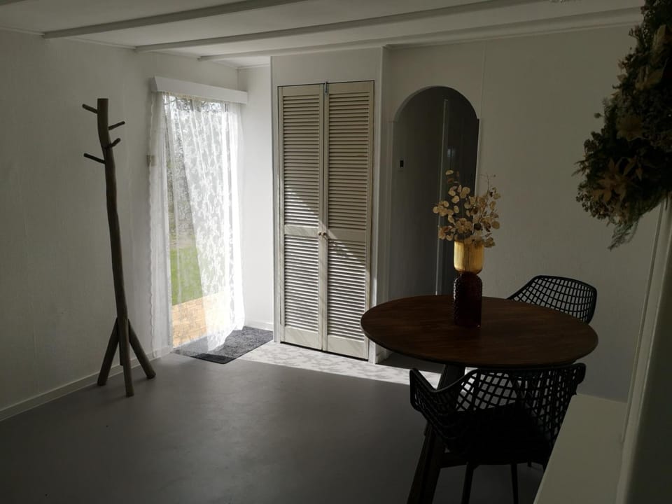 Property building, Dining area