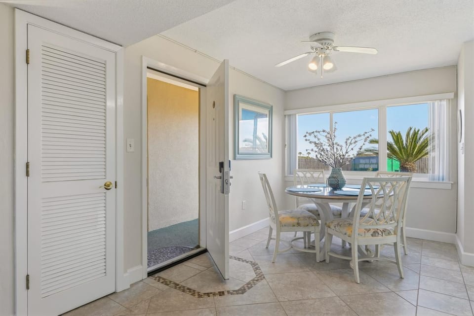 Seaspray Condos 115A House in Okaloosa Island