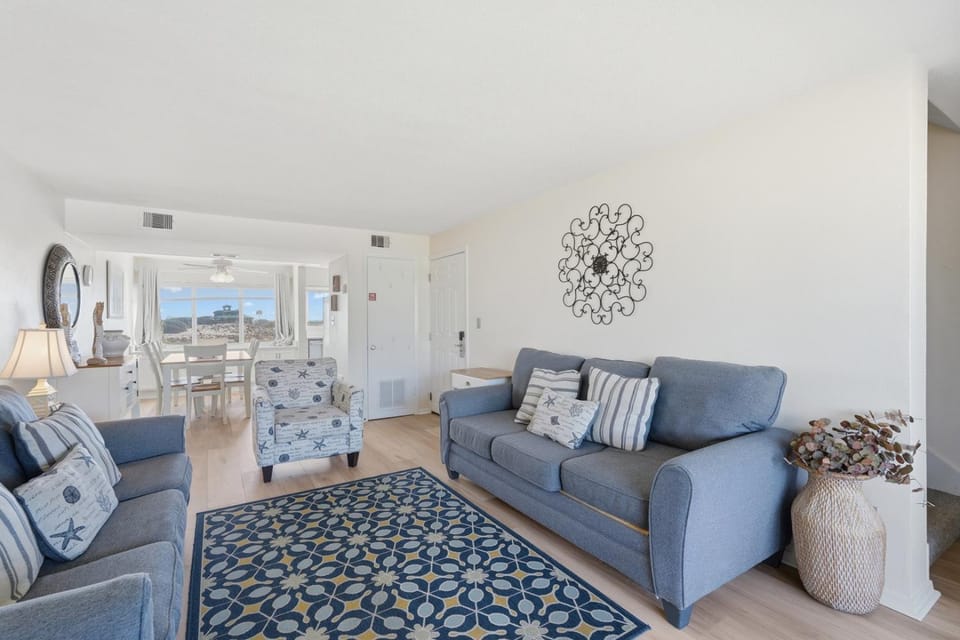 114C - 2BR/2 Bath at Seaspray Condos on Okaloosa Island, Fort Walton Beach, Fl House in Okaloosa Island