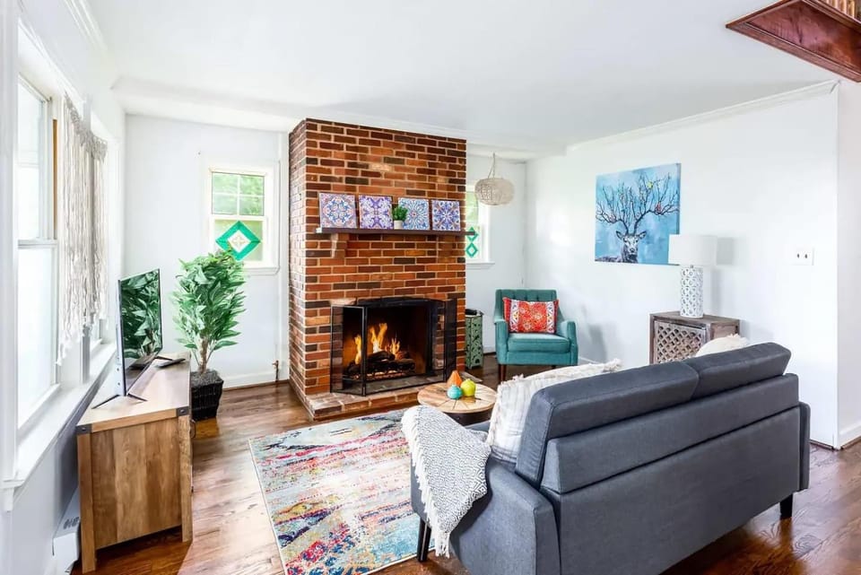 Living room, Seating area