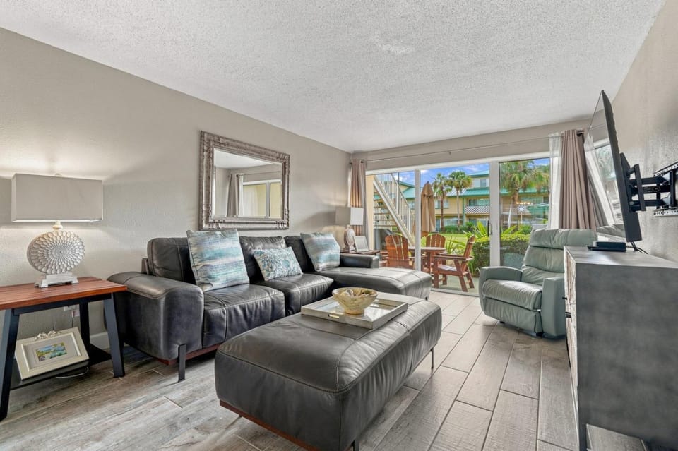 206B - 1BR/1 Bath at Seaspray Condos on Okaloosa Island, Fort Walton Beach, Fl House in Okaloosa Island