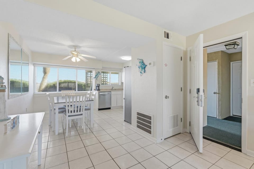 116B - 1BR/1 Bath at Seaspray Condos on Okaloosa Island, Fort Walton Beach, Fl House in Okaloosa Island