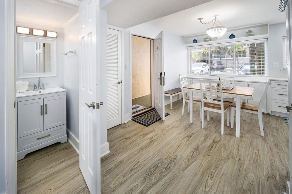 Seaspray Condos 203A House in Okaloosa Island