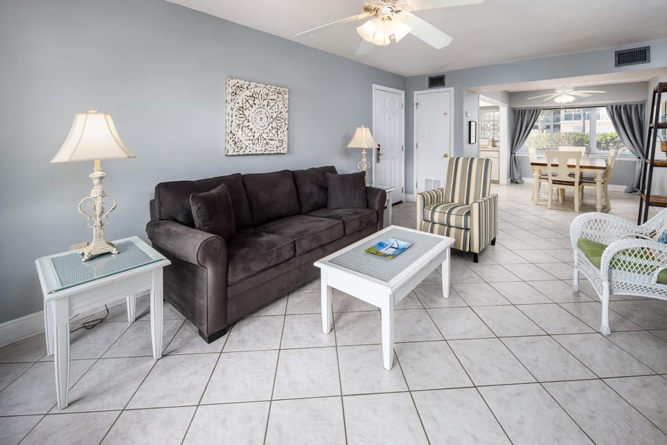 Seaspray Condos 204A House in Okaloosa Island