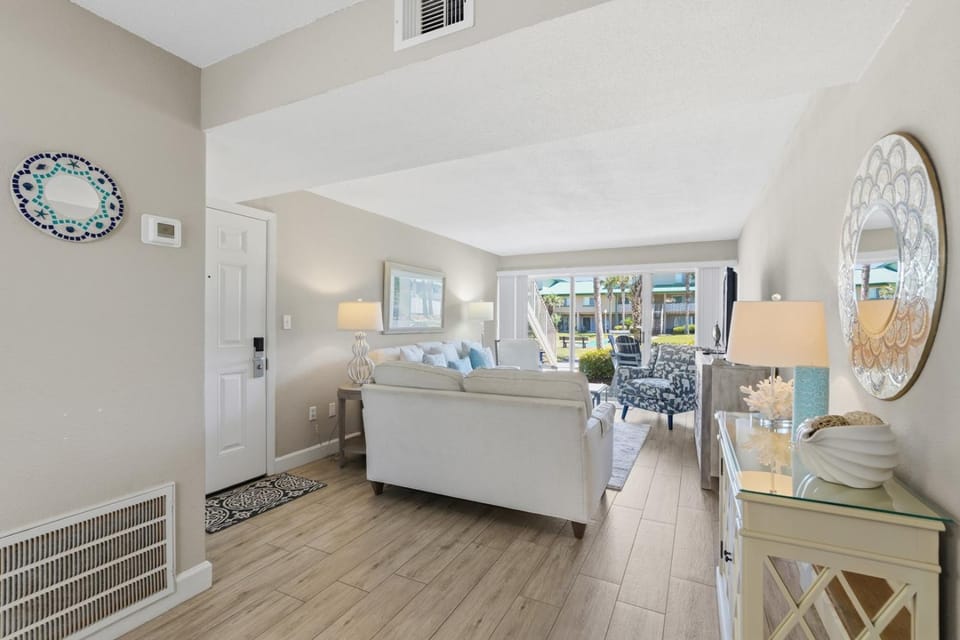 212B - 1BR/1 Bath at Seaspray Condos on Okaloosa Island, Fort Walton Beach, Fl House in Okaloosa Island