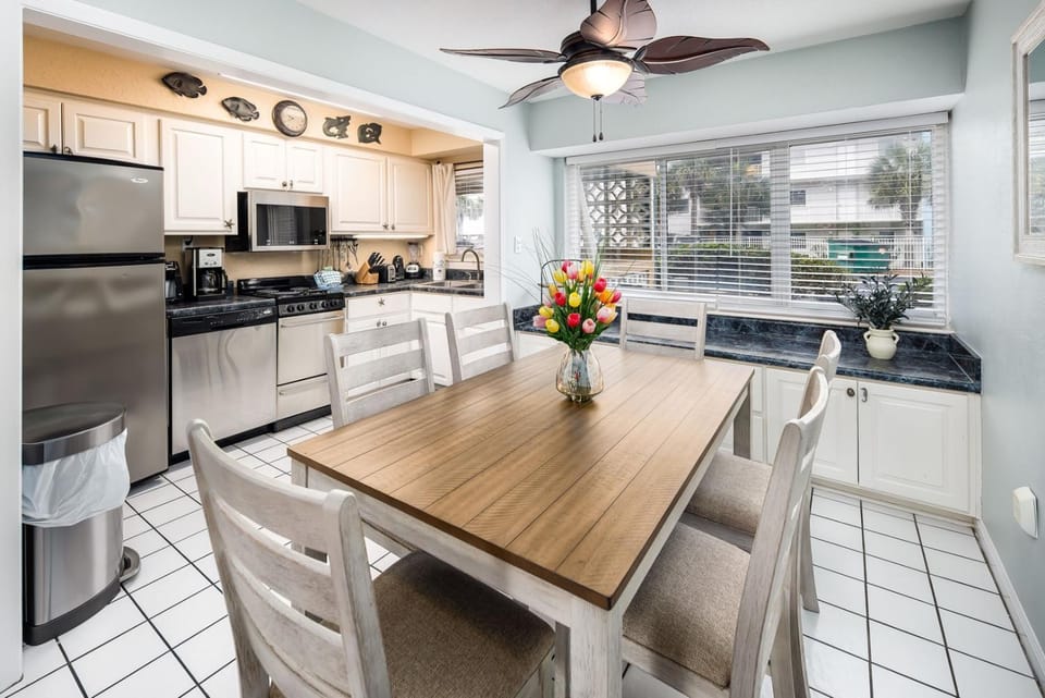 214A - 1BR/1 Bath at Seaspray Condos on Okaloosa Island, Fort Walton Beach, Fl House in Okaloosa Island