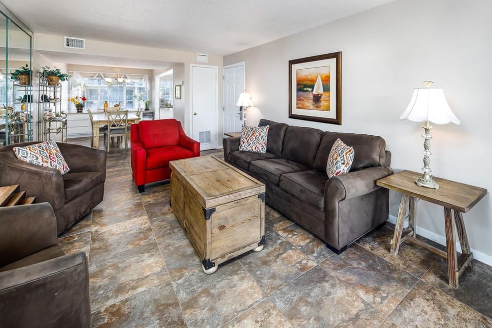 Seaspray Condos 204C House in Okaloosa Island