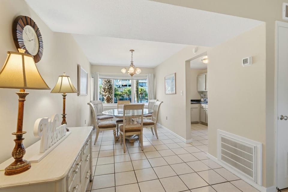 206C - 2BR/1 Bath at Seaspray Condos on Okaloosa Island, Fort Walton Beach, Fl House in Okaloosa Island