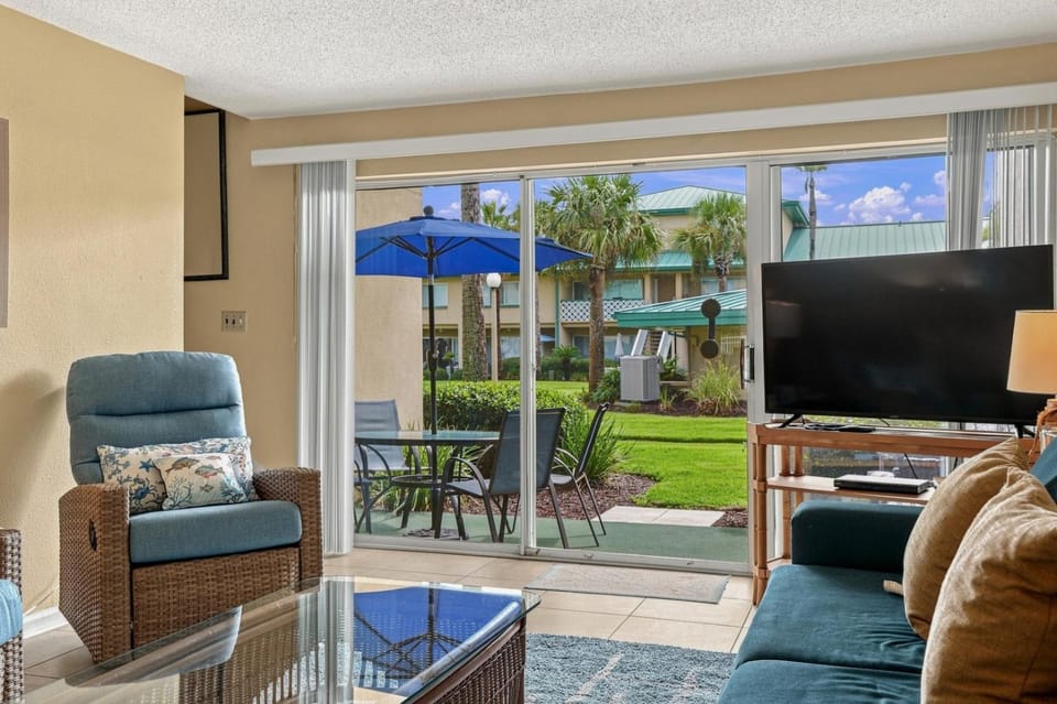 207A - 1BR/1.5 Bath at Seaspray Condos on Okaloosa Island, Fort Walton Beach, Fl House in Okaloosa Island