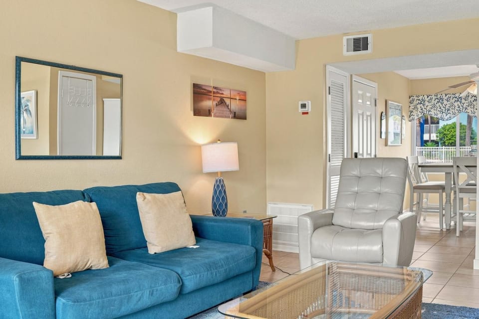 207A - 1BR/1.5 Bath at Seaspray Condos on Okaloosa Island, Fort Walton Beach, Fl House in Okaloosa Island