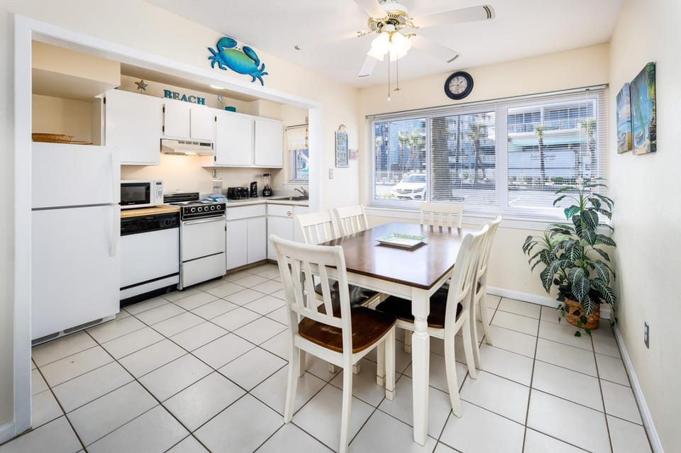 Seaspray Condos 205B House in Okaloosa Island