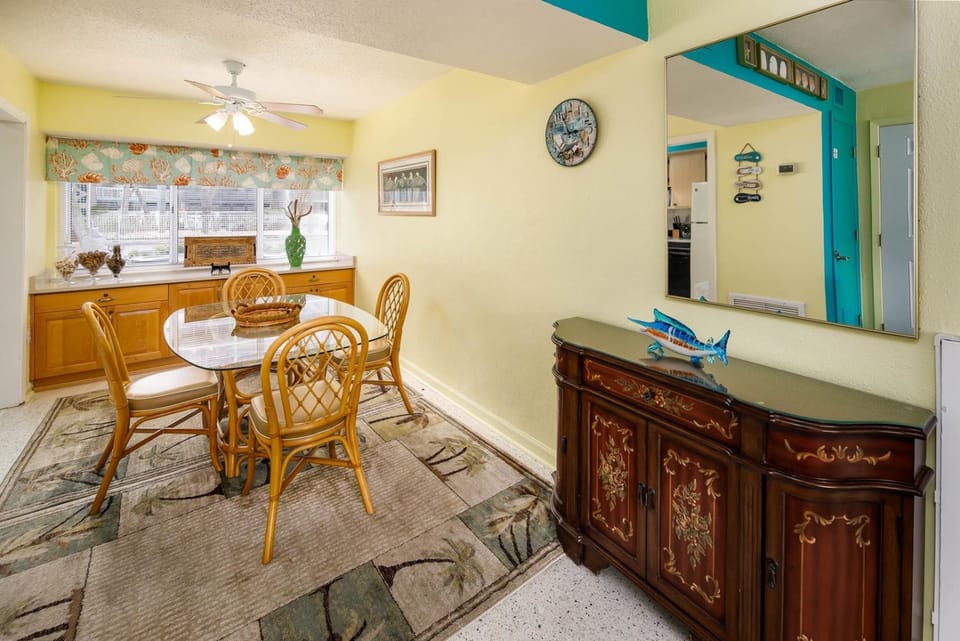 206A - 1BR/1 Bath at Seaspray Condos on Okaloosa Island, Fort Walton Beach, Fl House in Okaloosa Island