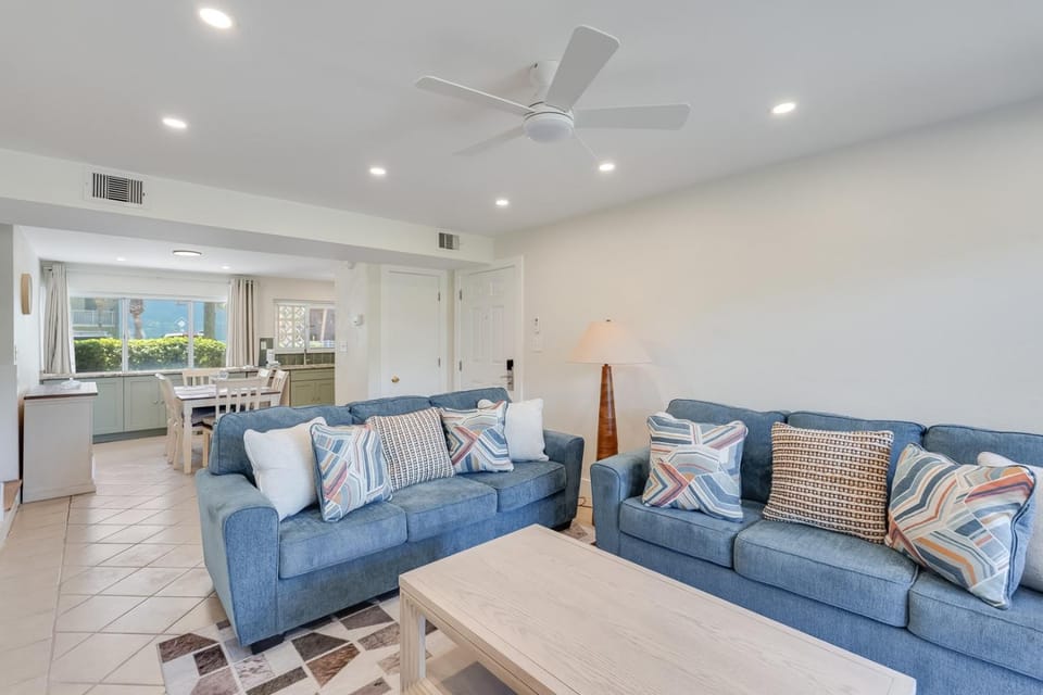Seaspray Condos 210B House in Okaloosa Island