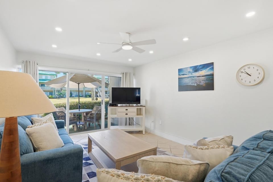 210B - 1BR/1 Bath at Seaspray Condos on Okaloosa Island, Fort Walton Beach, Fl House in Okaloosa Island