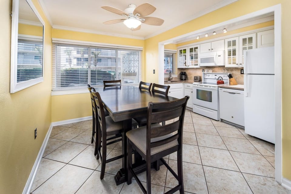 Seaspray Condos 214B House in Okaloosa Island